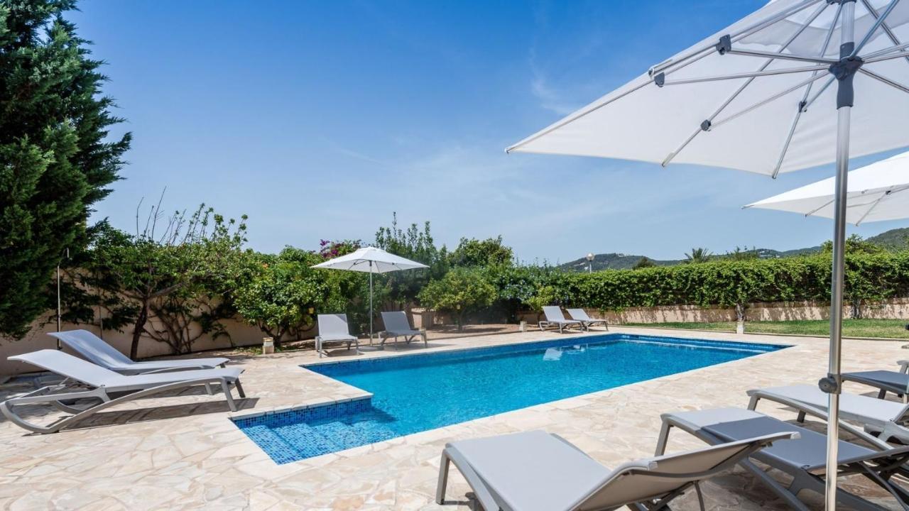 Villa Etruria Close To Playa D'En Bossa Sant Josep de sa Talaia Ngoại thất bức ảnh