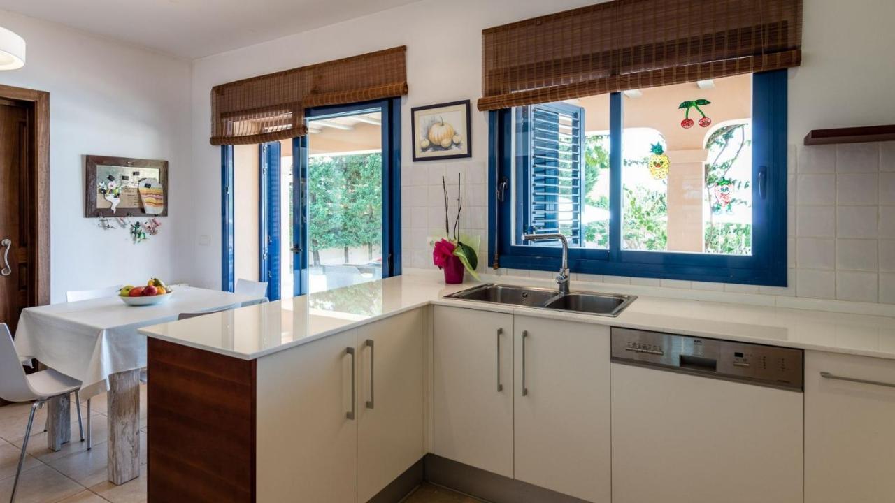 Villa Etruria Close To Playa D'En Bossa Sant Josep de sa Talaia Ngoại thất bức ảnh